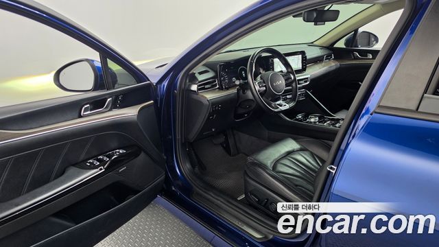 Kia K5 2022 — photo 10