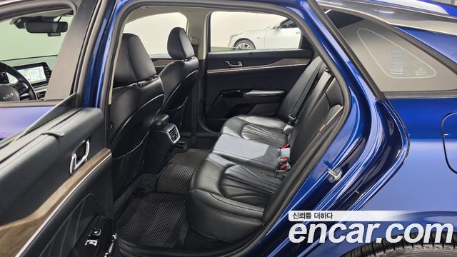 Kia K5 2022 — photo 12