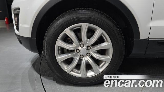 Land Rover Range Rover Evoque 2018 — photo 5