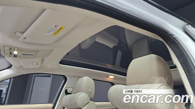 Land Rover Range Rover Evoque 2018 — photo 19