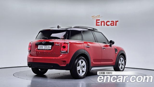 Mini Countryman 2018 — photo 2