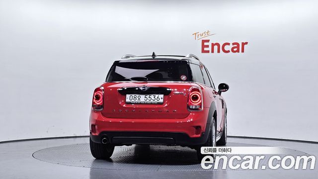Mini Countryman 2018 — photo 4