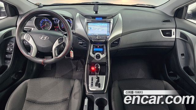 Hyundai AVANTE 2012 — photo 7