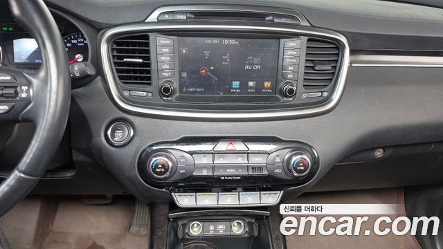 Kia Sorento 2016 — photo 19