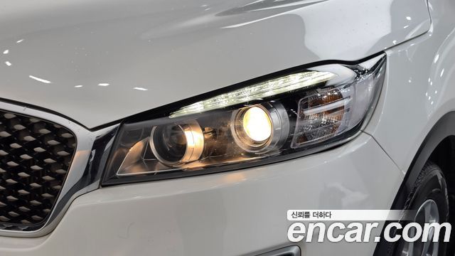 Kia Sorento 2016 — photo 8