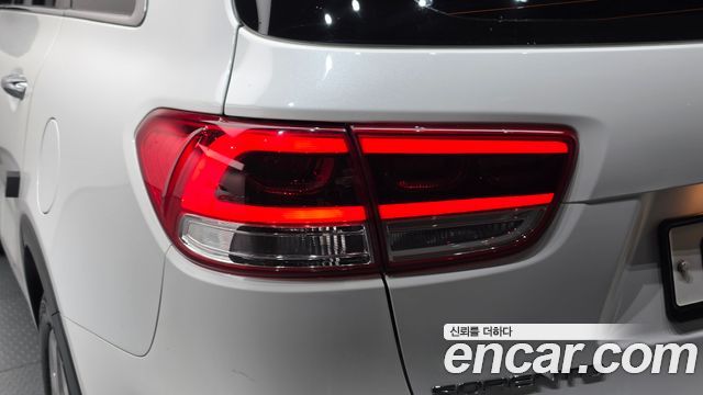 Kia Sorento 2016 — photo 9