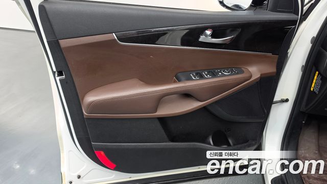 Kia Sorento 2016 — photo 14