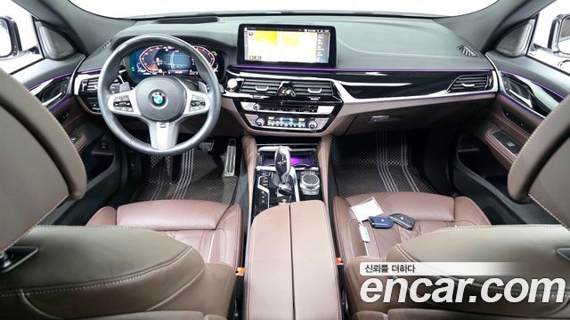BMW Gran Turismo 2024 — photo 10
