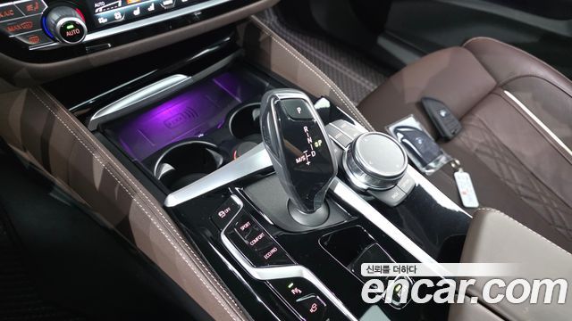 BMW Gran Turismo 2024 — photo 12