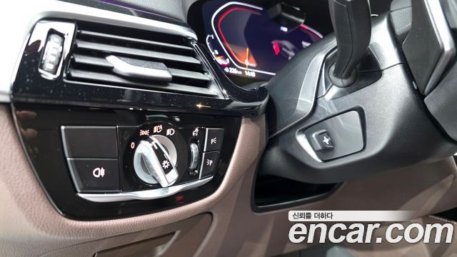 BMW Gran Turismo 2024 — photo 27