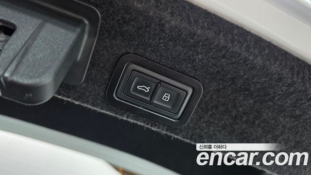 Audi A6 2020 — photo 17