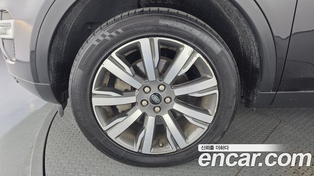 Land Rover Discovery Sport 2017 — photo 5