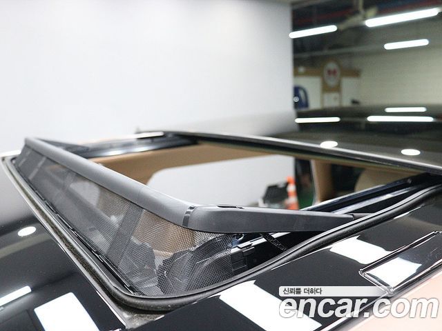Land Rover Range Rover 2024 — photo 11