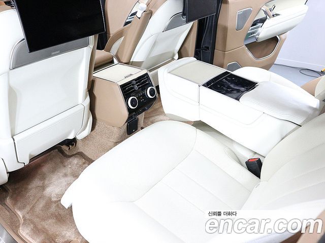 Land Rover Range Rover 2024 — photo 14