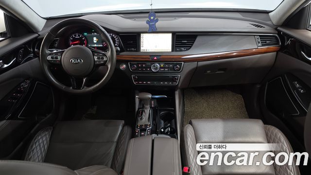 Kia K7 2017 — photo 10