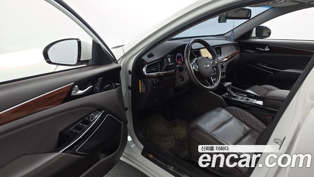 Kia K7 2017 — photo 13
