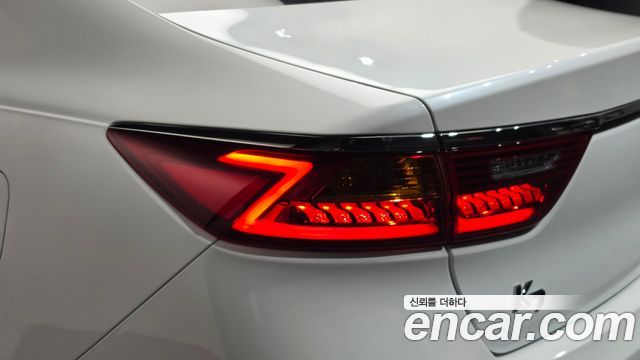 Kia K7 2017 — photo 9