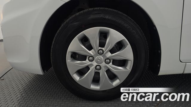 Hyundai Accent 2019 — photo 5