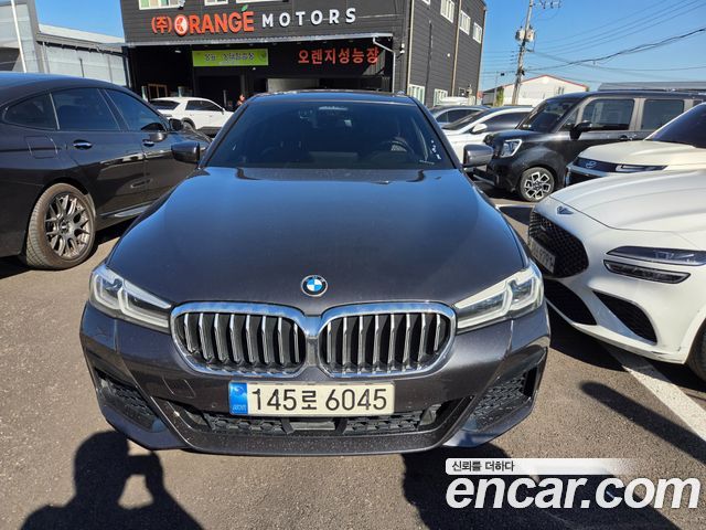 BMW 5-Series 2021 — photo 1