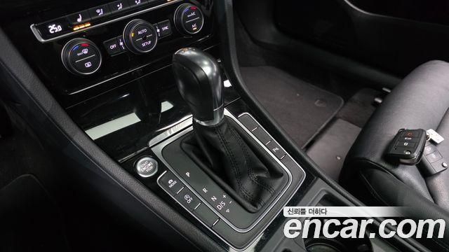 Volkswagen Golf 2014 — photo 9