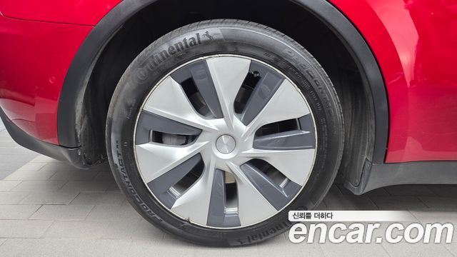 Tesla Model Y 2021 — photo 5