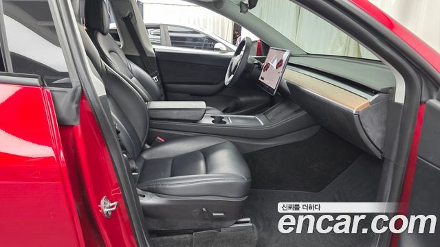Tesla Model Y 2021 — photo 11