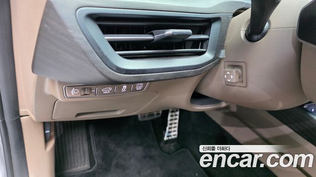Kia K8 2022 — photo 31