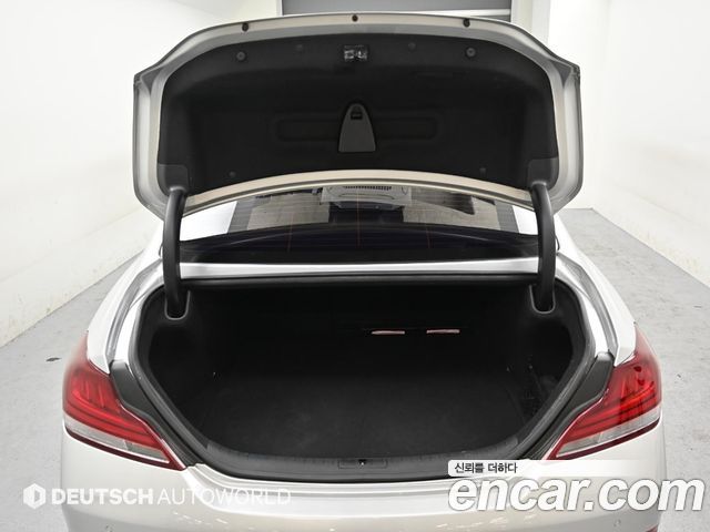 Genesis G70 2018 — photo 19