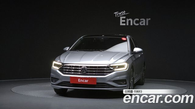 Volkswagen Jetta 2021 — photo 3