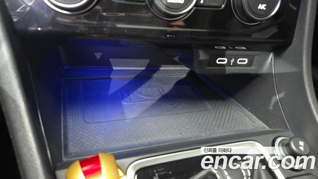 Volkswagen Jetta 2021 — photo 25