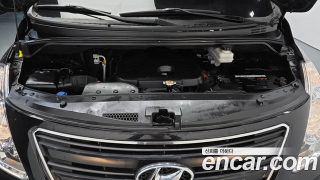 Hyundai Starex 2018 — photo 6