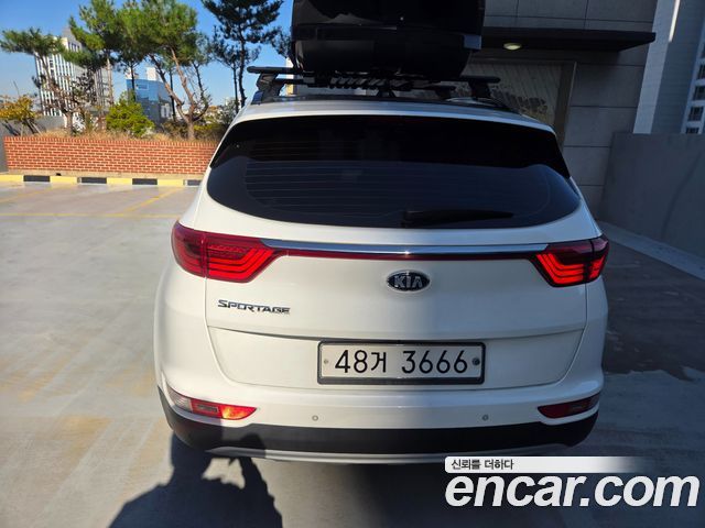 Kia Sportage 2018 — photo 4