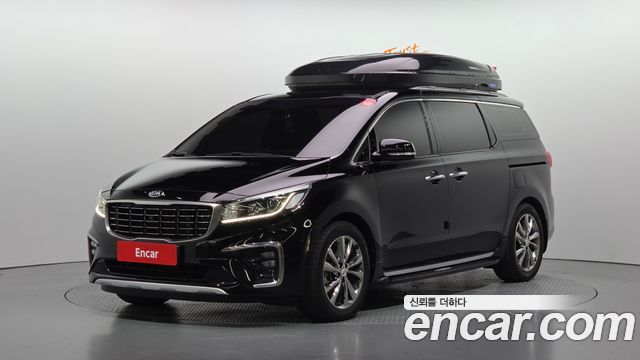 Kia Canival 2019 — photo 1