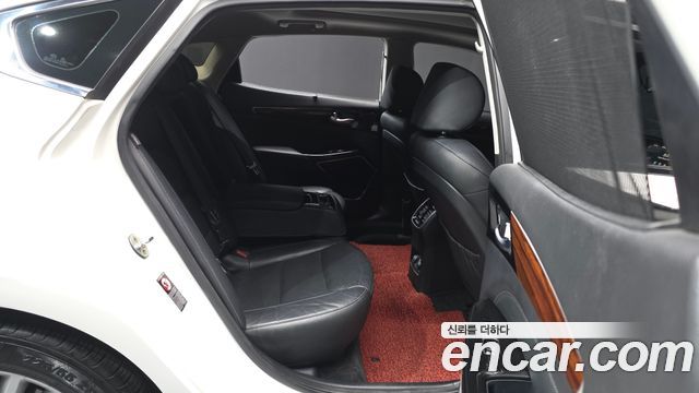 Kia K7 2017 — photo 12