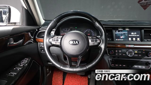 Kia K7 2017 — photo 13