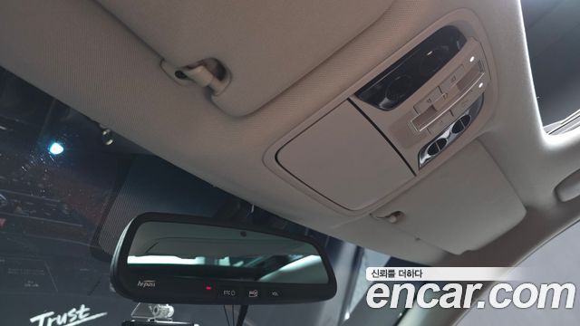Kia K7 2017 — photo 17