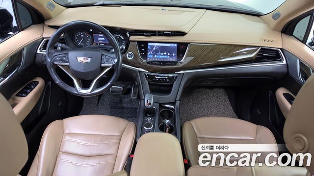 Cadillac XT6 2020 — photo 10