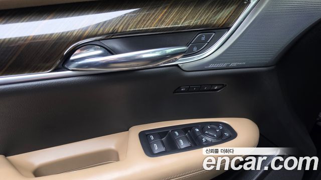 Cadillac XT6 2020 — photo 28