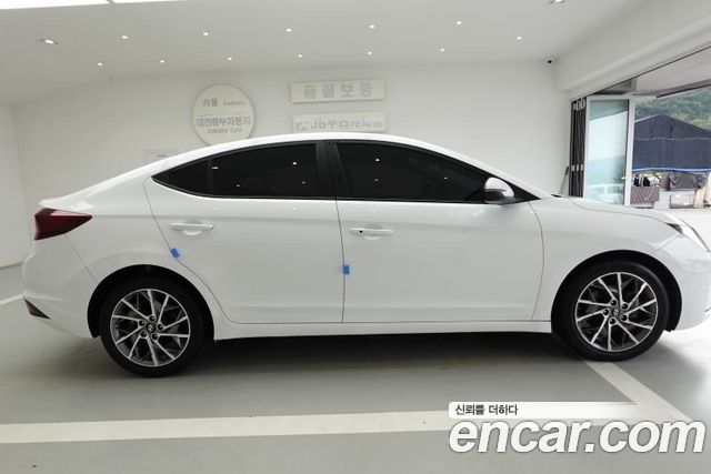 Hyundai AVANTE 2019 — photo 7