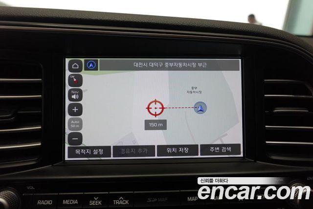 Hyundai AVANTE 2019 — photo 13