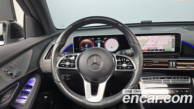 Mercedes-Benz EQC 2020 — photo 19