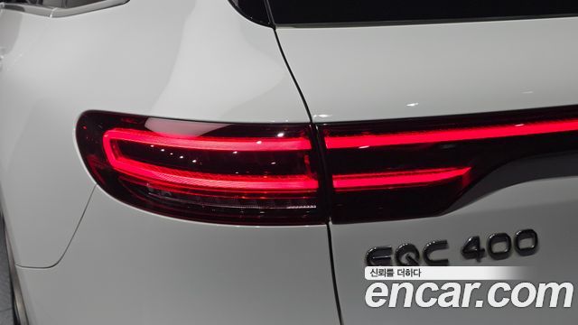 Mercedes-Benz EQC 2020 — photo 9