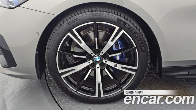 BMW 5-Series 2026 — photo 5