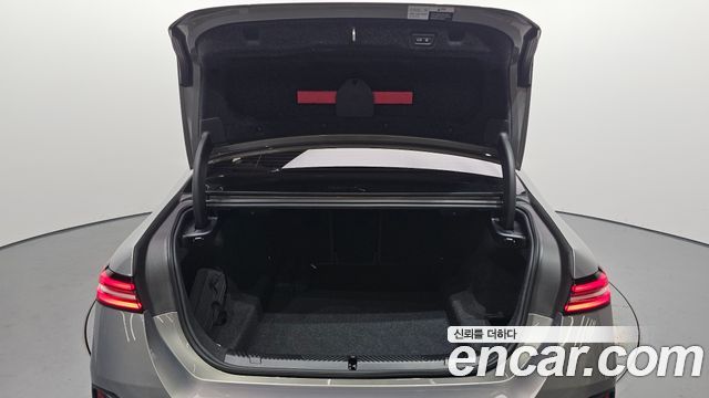 BMW 5-Series 2026 — photo 23