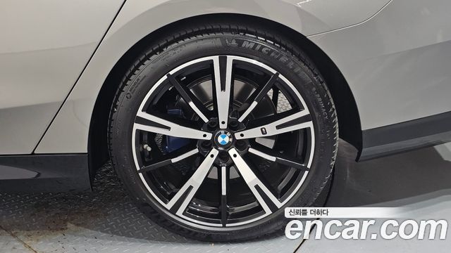 BMW 5-Series 2026 — photo 7