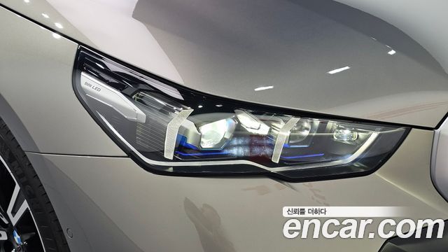 BMW 5-Series 2026 — photo 8