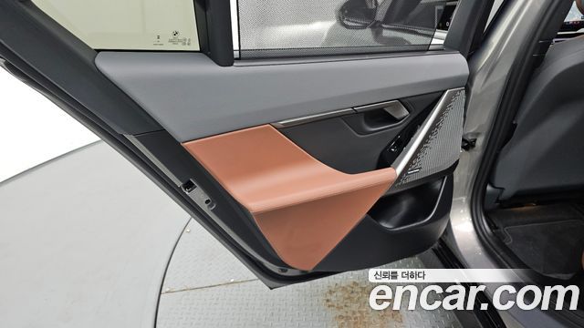 BMW 5-Series 2026 — photo 15