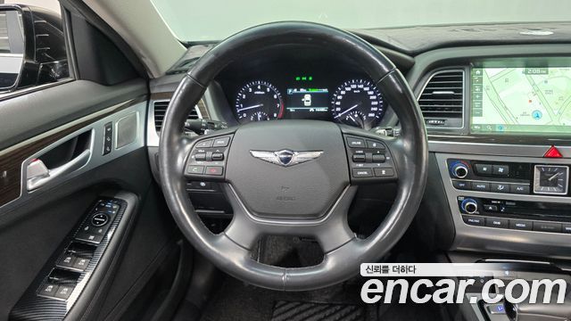 Genesis G80 2017 — photo 12