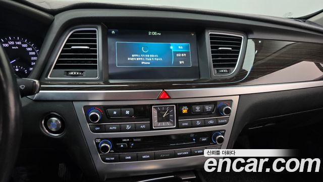 Genesis G80 2017 — photo 13