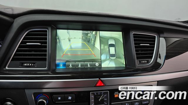 Genesis G80 2017 — photo 15